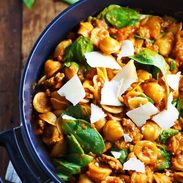 Simple San Marzano Pasta e Fagioli - this comforting dish is easy to prepare and FULL of flavor. Healthy, too! | pinchofyum.com